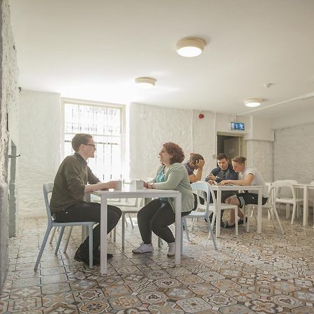 Abrahams Hostel Dublin Exterior foto